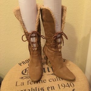 👢👢 Shearling Tan Lace Up Knee High Boots 👢👢
